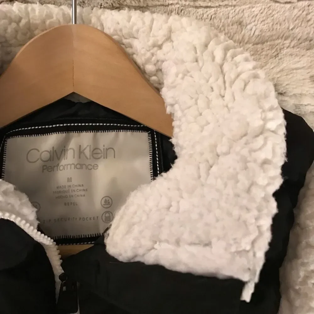 : : Calvin Klein Performance Sherpa Wool Style Trimmed Vest Jacket : :